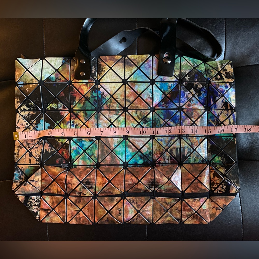 Colorful Geometric tote - Picture 3 of 7